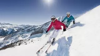 Strój na narty – jak prawidłowo dobrać strój narciarski?