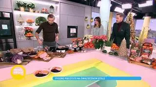 Mięsne dania według przepisów Piotra Kucharskiego. Jak przygotować szynkę pieczoną, stek i roladki z polędwiczek?