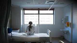 Łęczyca. Noworodek zginął od uderzenia w głowę. 17-letnia matka aresztowana
