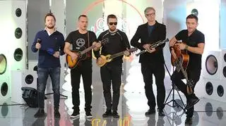 Myslovitz w DDTVN z piosenką "Sprzedawcy marzeń"