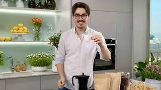 Mała czarna i coś słodkiego. Matteo Brunetti i jego sposób na włoską kawę