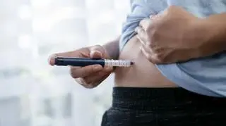 Diabulimia - choroba młodych kobiet z cukrzycą typu I. "Strach przed nadmiernym tyciem jest tak duży, że wolą zrezygnować z leczenia" 