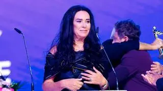 Ewa Krawczyk wyznała, jak radzi sobie po śmierci męża. "Biorę tabletki, mam wsparcie lekarzy"