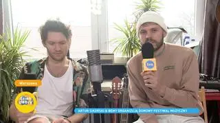 Domowy festiwal muzyczny dobiega końca. Na naszej wirtualnej scenie Artur Sikorski & BeMy z coverem „Adore you”