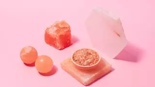 Różowa sól himalajska i sposoby jej wykorzystania. Czy rzeczywiście jest taka zdrowa?