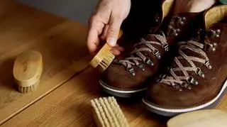 Najlepsze sposoby konserwacji i impregnacji - jak przygotować buty na jesień