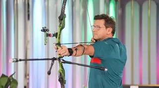 Po 29 latach powrócił na Igrzyska Olimpijskie. Trenował na korytarzu banku, w którym pracuje: "Tarcza stała na szklanych drzwiach"