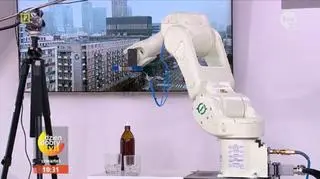 Zaprojektowali robota barmana 