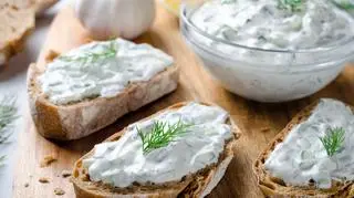 kanapki z tzatziki 