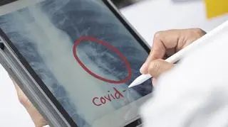 Coraz więcej zakażeń koronawirusem