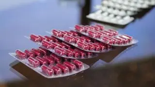 Tabletki - pomagają czy szkodzą?