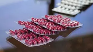 Tabletki - pomagają czy szkodzą?