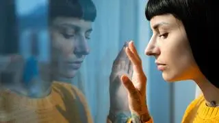 Robbie Williams cierpiał na agorafobię. Jak poradzić sobie z lękiem przestrzennym?