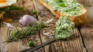 Masła i oliwy ziołowe według przepisów finalisty MasterChefa Szymona Czerwińskiego