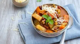 Włoska zupa minestrone