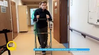 Dawid po wypadku zapadł w śpiączkę. "Mam wrażenie, że marzy tylko o tym, aby znów wsiąść za kierownicę"