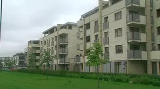 Więcej wniosków o kredyty mieszkaniowe i rekordowo wysoka wartość kwot. Ekspert: "optymizm co do przyszłości wśród Polaków rośnie"