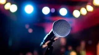 Jak dziś wyglądają Julia i Lena z rosyjskiego zespołu t.A.T.u.? Julia zmieniła się nie do poznania i zaczyna karierę polityczną