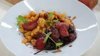 Apetycznie! Leniwe z dyni z sosem śliwkowym