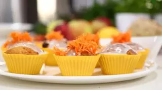 Marchewkowe muffiny z migdałami - zdrowy deser z sezonowych, sierpniowych warzyw