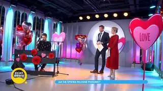 Śpiewamy piosenki o miłości niemal jak w oryginale. Jaki utwór jest aktualnie najpopularniejszy?