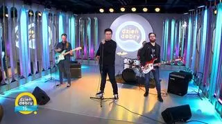 Lavina w utworze "Marsz na bal" na scenie Dzień Dobry TVN. [Wideo]