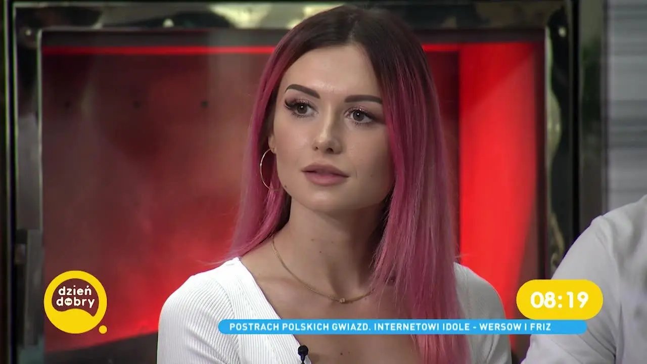 Weronika Sowa, znana jako Wersow powiększyła biust. Dlaczego młode kobiety  powiększają piersi? - Dzień Dobry TVN