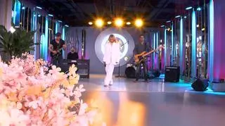 Ania Karwan w piosence „Swobodnie”