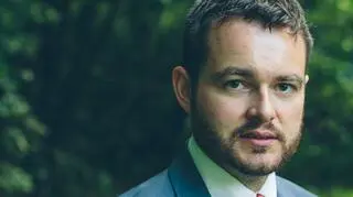 Wyznania przedsiębiorcy pogrzebowego: "Jako dziecko bawiłem się w chowanego między trumnami"