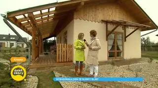Samodzielnie wybudowała ekologiczny dom z… gliny i słomy. "Razem z działką to koszt ok. 150 tys. zł"
