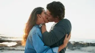 Zakochanie – jak je rozpoznać i dlaczego nas... uzależnia?