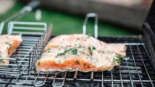 filet z łososia na grillu