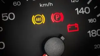 Deska rozdzielcza kontrolka ABS
