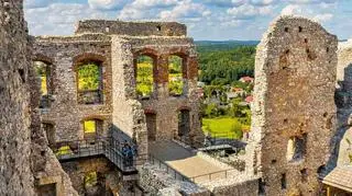 Zamek Ogrodzieniec – park rozrywki, ruiny zamku, a może inne atrakcje?