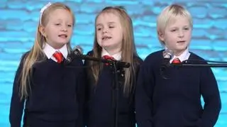 Kolędujące dzieci z Pucka - to będzie świąteczny hit!