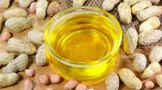 Olej z orzeszków ziemnych - właściwości, zastosowanie w kosmetyce i kulinariach