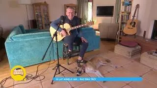 Muzyka ku pokrzepieniu serc. Posłuchaj akustycznej wersji utworu „Jutro możemy być szczęśliwi” w wykonaniu Adama Nowaka