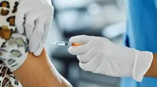 Darmowe szczepienia przeciw grypie dla dorosłych. Gdzie można przyjąć preparat?