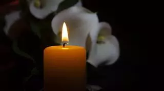 Płonocą świeca 