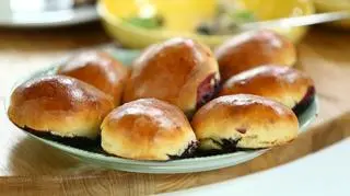 Jagodzianki i kurczak w sosie jagodowym. Pycha!