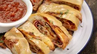 Calzone z sosem