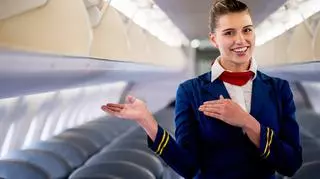 Stewardessa w samolocie