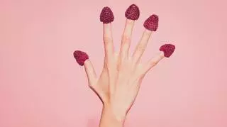 Manicure ze świeżych owoców i warzyw podbija sieć. "Kocham te paznokcie"