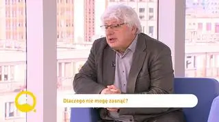 Dlaczego nie mogę zasnąć? Psychiatra: "Leżenie i patrzenie w sufit jest najgorszą strategią"