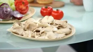 Jak przygotować boczniaki żeby były chrupiące? Sprawdź przepis Tomasza Jakubiaka