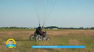 Podniebne loty bez ograniczeń. "Można żyć normalnie pomimo niepełnosprawności"
