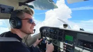 Filip Chajzer w samolocie 