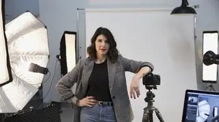 Studio fotograficzne z profesjonalnymi lampami