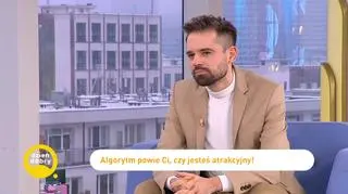 Funkcjonowanie algorytmu atrakcyjności w sieci. "Tworzy pewne grupy, które dzielą nas społecznie"