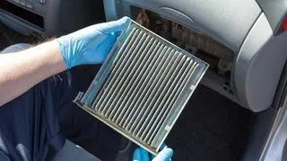 Jak przeprowadzić dezynfekcję klimatyzacji samochodowej?